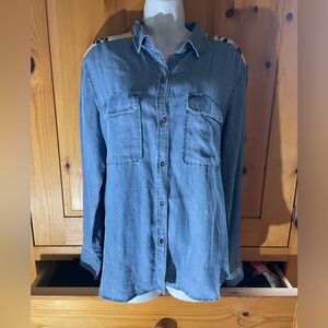 Rails button up teeshirt